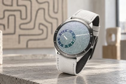 Ressence Type 9 Jules Wittock, photographie éditoriale basée sur le produit officiel